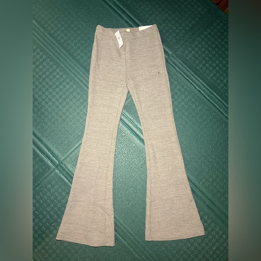 American Eagle Outfitters Gray Ribbed Pants Size Small BNWT